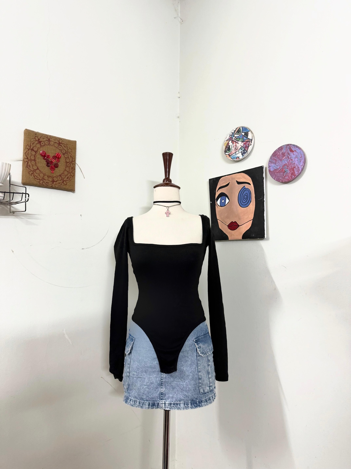 Black Square-Neck Long Sleeve Bodysuit